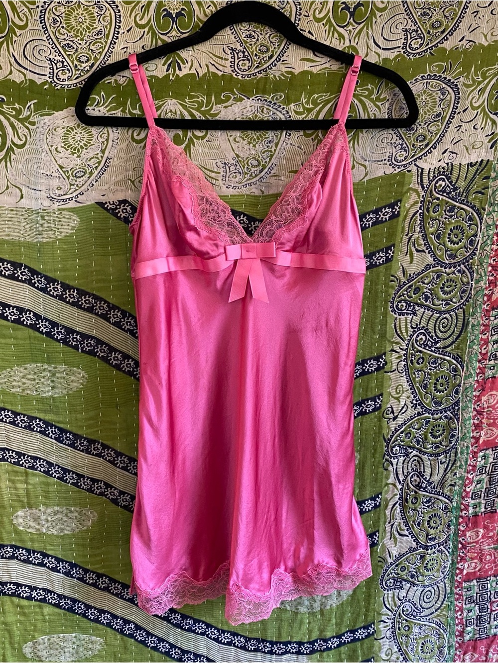 Y2K Victoria's Secret Pink 100% Silk Satin Lace-Trim Chemise Slip Dress Large